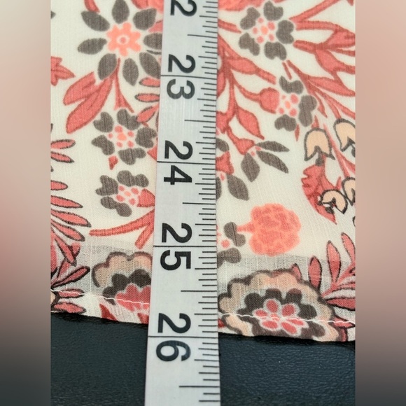 Talbots Pink and Gray Floral Blouse - Picture 9 of 10